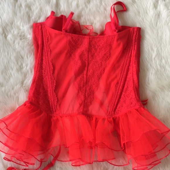 Victoria’s Secret Dream Angels Garter Bustier - Picture 4 of 5